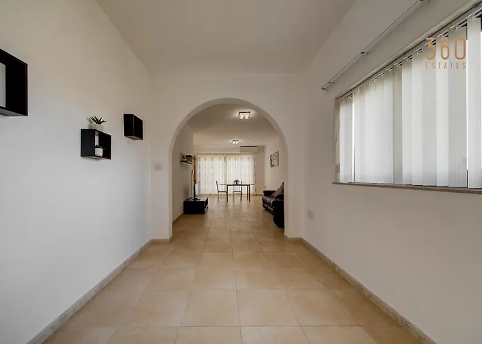 Apartamento Cosy 2br Penthouse With Private Balcony By 360 Estates Siggiewi