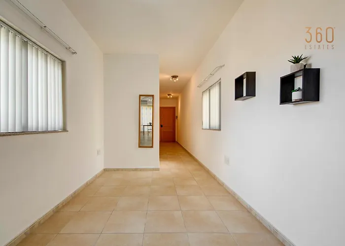 Cosy 2br Penthouse With Private Balcony By 360 Estates Apartamento *