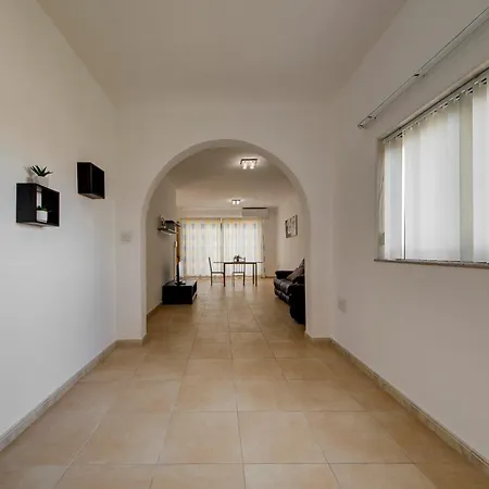 Apartmán Cosy 2br Penthouse With Private Balcony By 360 Estates Siggiewi