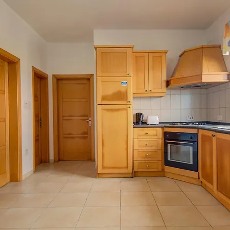 Cosy 2br Penthouse With Private Balcony By 360 Estates * Siggiewi